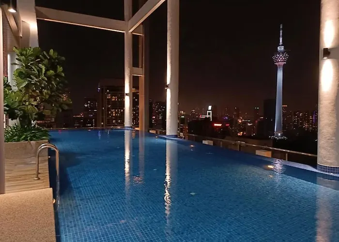 Col 171A Modern Balcony Klcc View & Infinity Pool